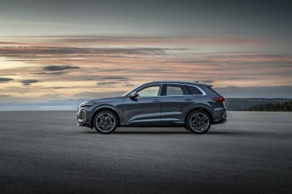 Audi: Πρεμιέρα επί ελληνικού εδάφους για τα νέα A5, Q5 και Q6 e-tron